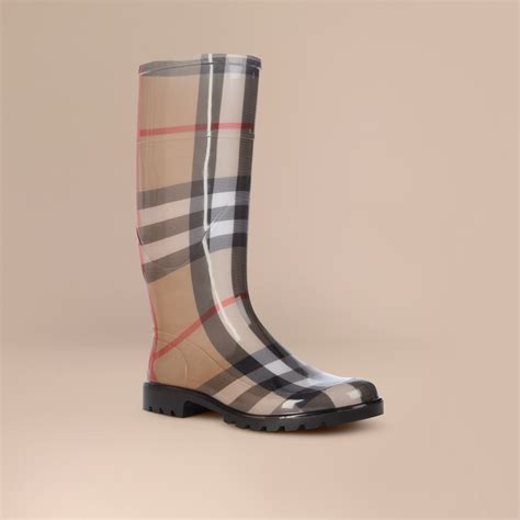 bottes burberry pluie|burberry rain jacket.